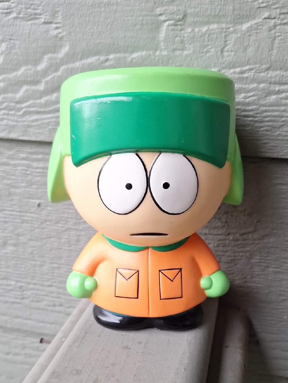 Vintage 1998 South Park Hard Plasitc Kyle Figurine 5½"